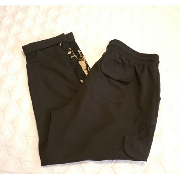 Knox Rose Pants - Ankle Joggers w/ Lace Detail